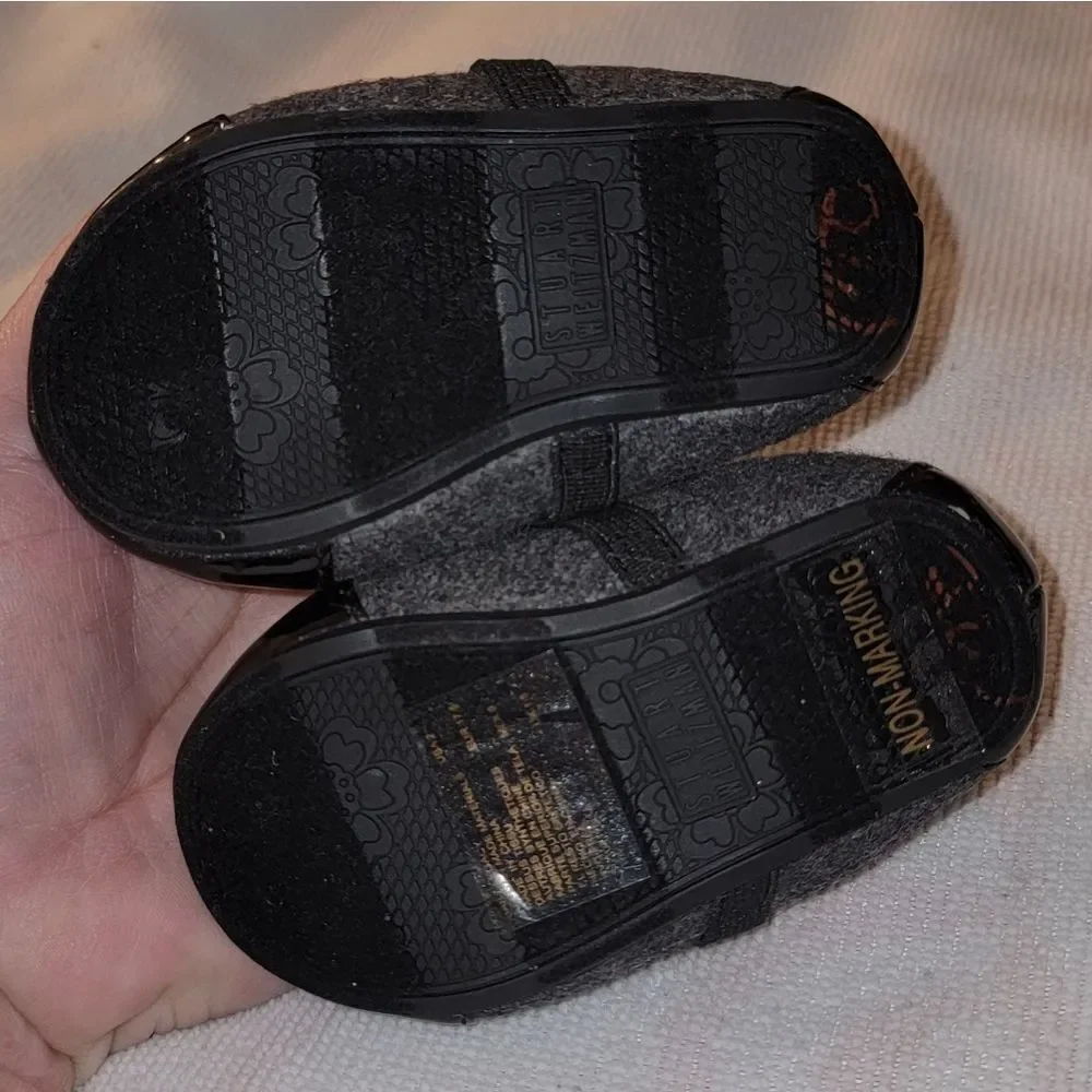 New Stuart Weitzman Legacy Black Patent & Gray Baby Shoes 3-6 Months Size 2